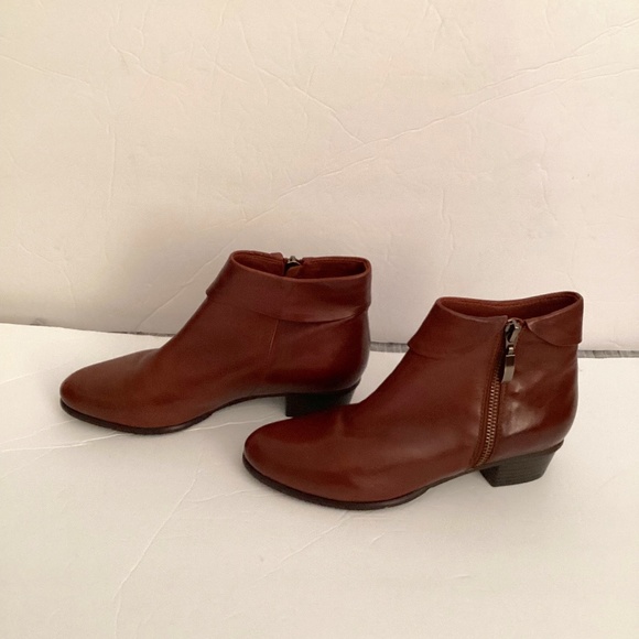 NEW W/O BOX RALPH HARRISON BROWN LEATHER ANKLE BOOTS EU SZ 35 USA 4.5 - Picture 1 of 8